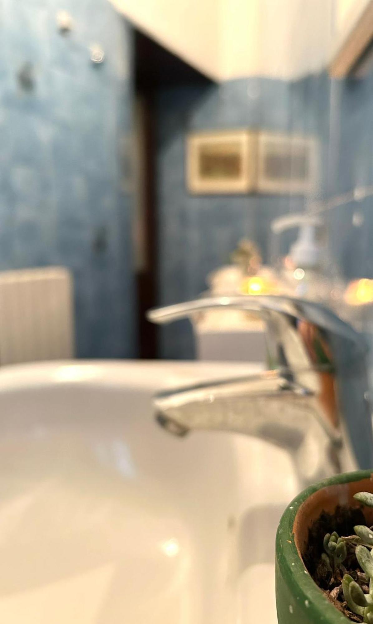 Ferienwohnung La Stanza Della Giungla Mailand Exterior foto